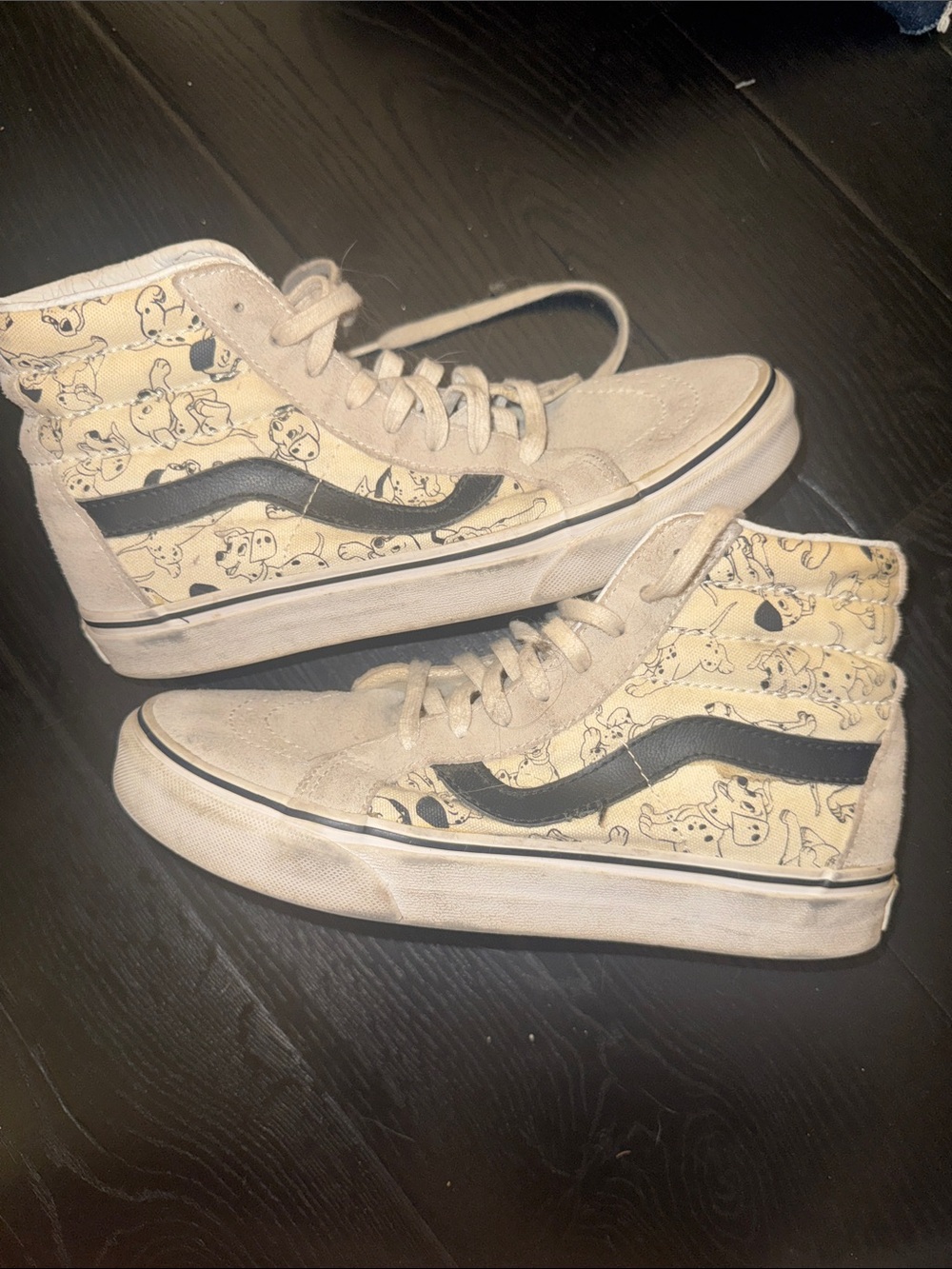 Vans women’s High-Top Sneakers in Cream with Black Stripe